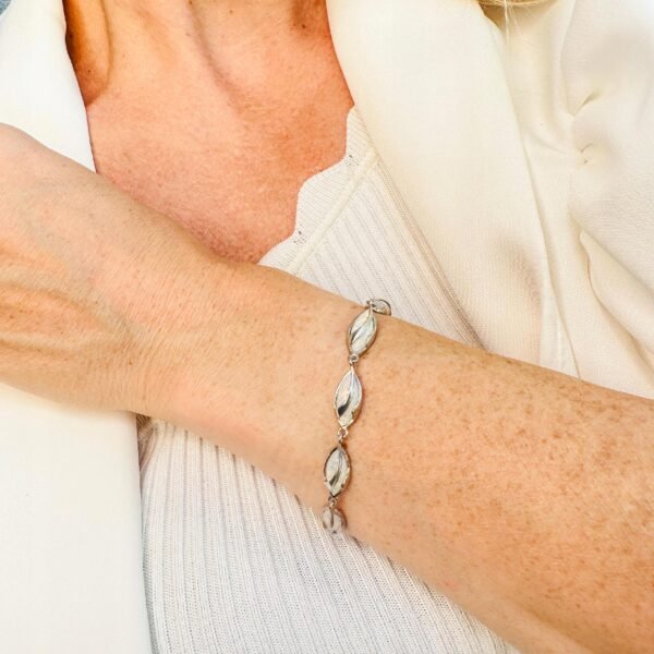 81cccfbcd56630d251aec7b986ac388f