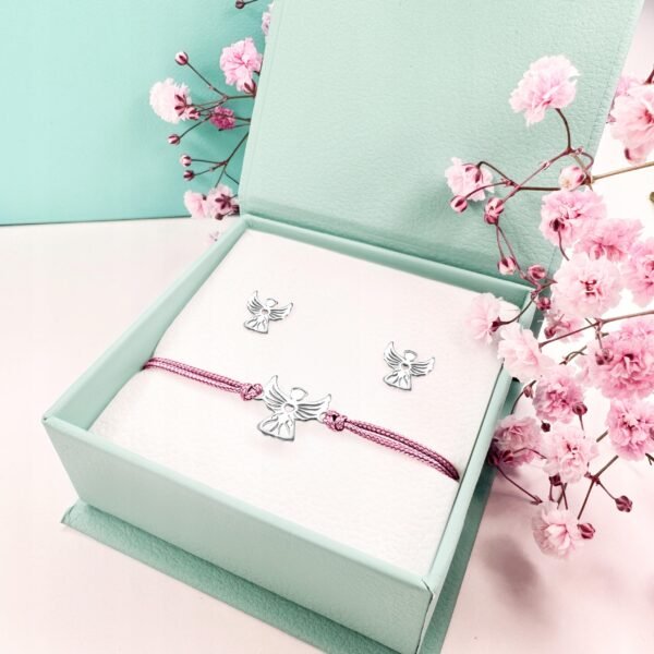 ae2dc27376e6893f0de4b63660adc1ef