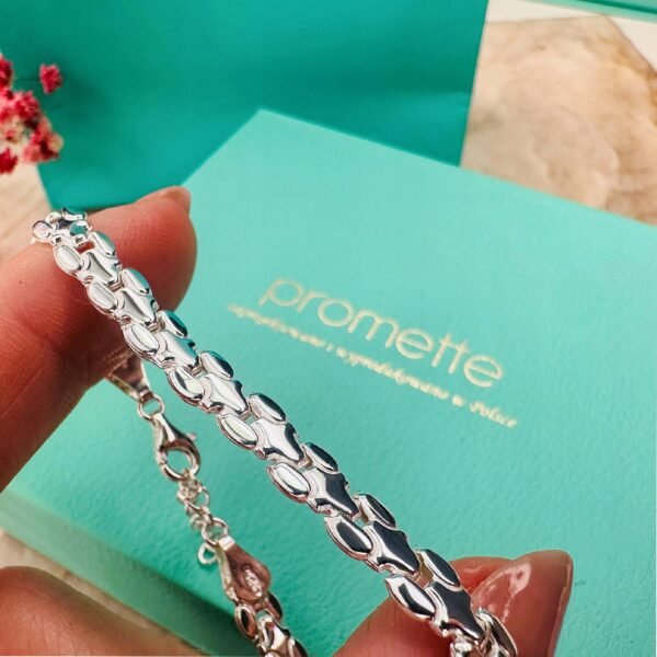 ec4d2e58f9c8f2c7c52aa176a678e146