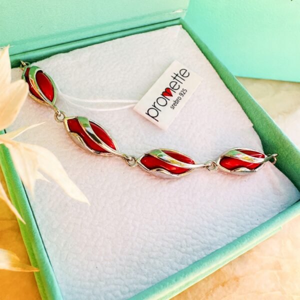 0f4388dd8dc3d1716e5f2a3a9daad97c