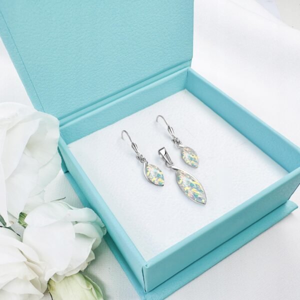 8880c05d0070f1a153994a4232d36a50