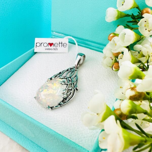 377695bbf8251e594c469da04884d266