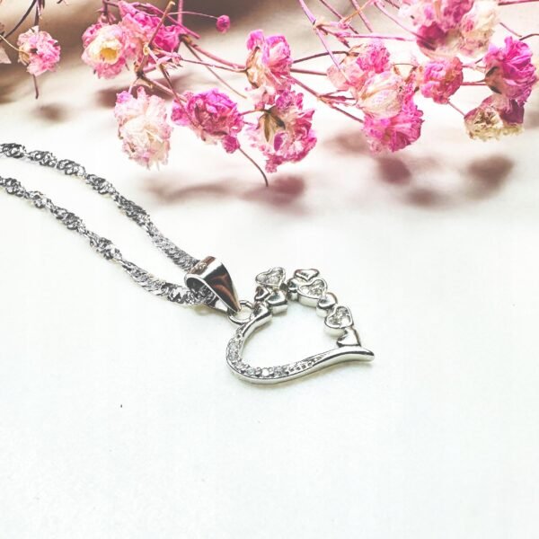 7aade599eaf8a9a5c8480a5a0b6383de